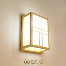 Đèn gỗ treo tường hình hộp chữ nhật hiện đại DG697